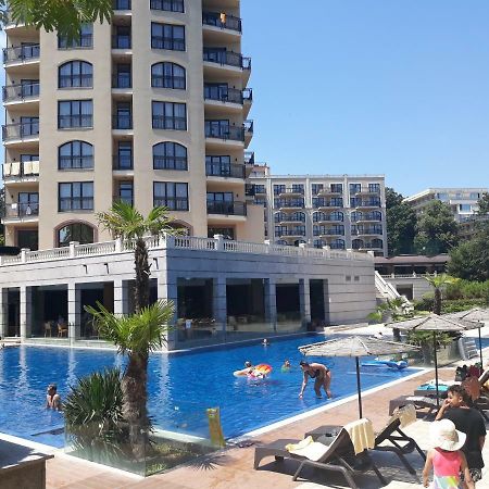 Private Apartments In Hotel Dolce Vita Golden Sands Exterior photo