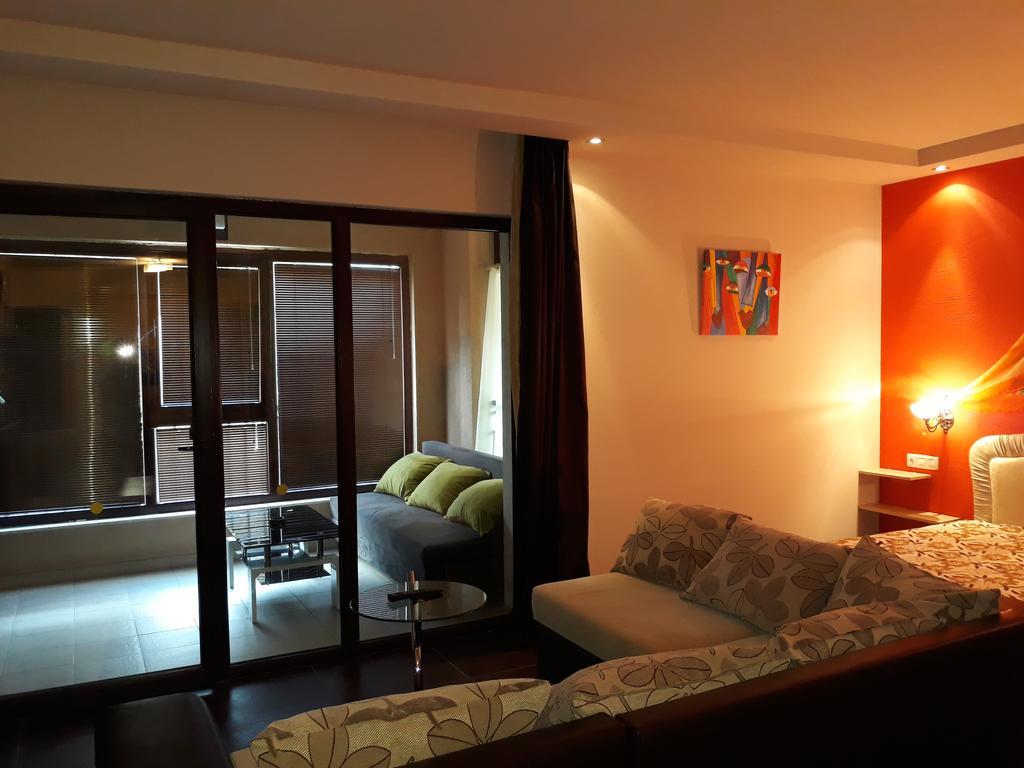 Private Apartments In Hotel Dolce Vita Golden Sands Exterior photo